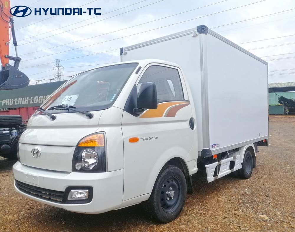 Xe tải Hyundai Porter H150 1.5 tấn - Thùng kín composite