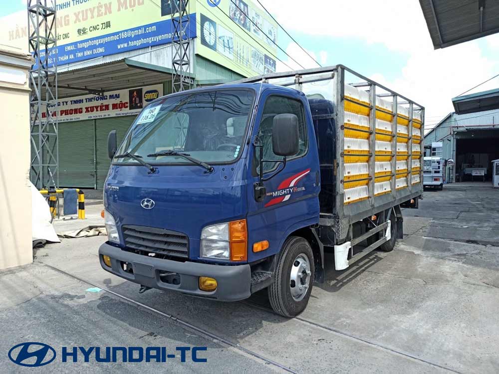 Giá xe tải chở gia cầm gà vịt 2.5 tấn Hyundai N250SL